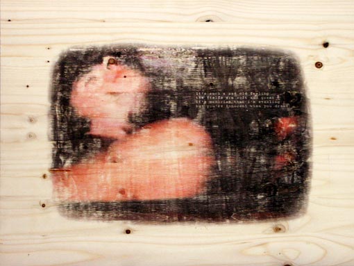Poetic Blowjob by Kave Atefie - Digitaler Thermotransferdruck auf Holz, bearbeitet
